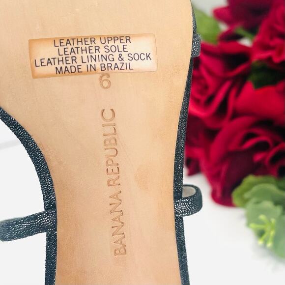 Banana Republic High Heel Sandal Sz 6 Silver 100% Leather Strappy Buckle Closure - Picture 9 of 16